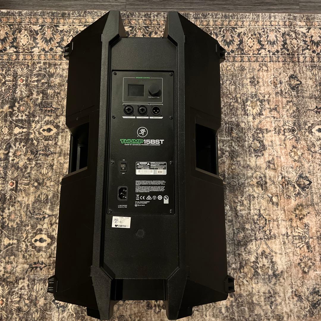 Mackie THUMP15BST パワードスピーカー