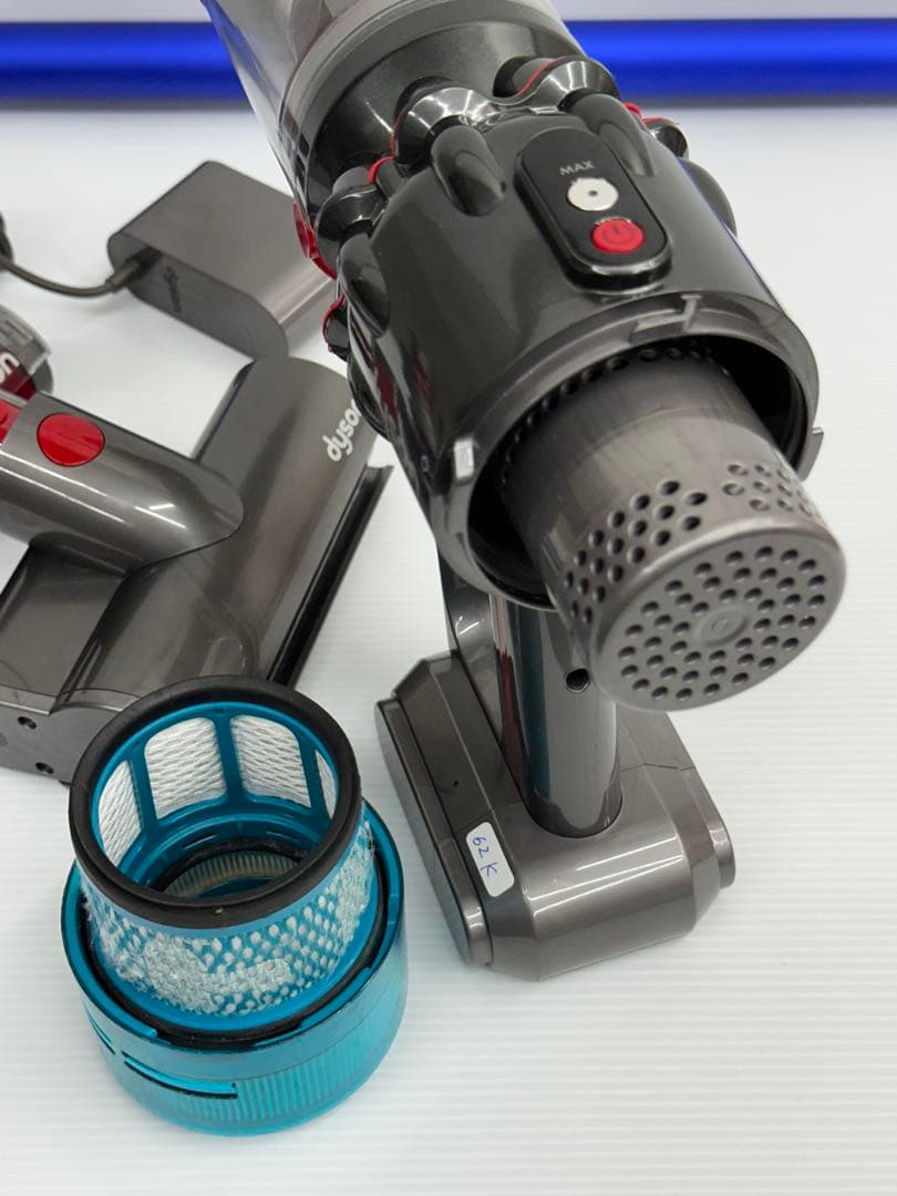 2024年製　ダイソン　掃除機　SV21 本体　ヘッド　パイプ　充電器　セット