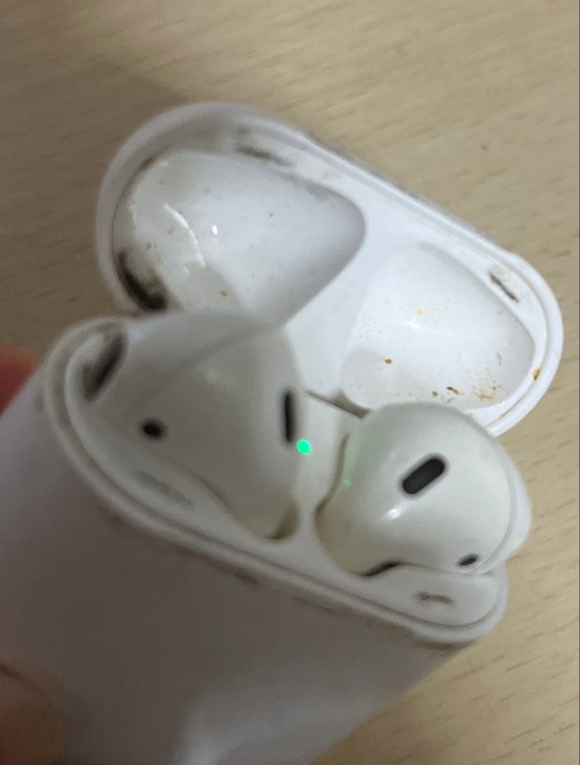 AirPods第1世代　第3世代(両耳なし)ケースのみ　ケース付き