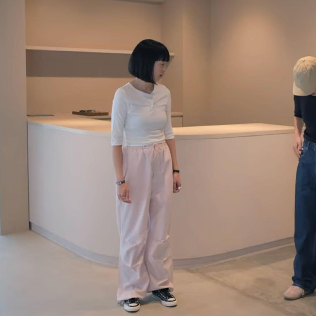 【新品未使用】SHISHIKUI パラシュートパンツ　ピンク　バッグ付き