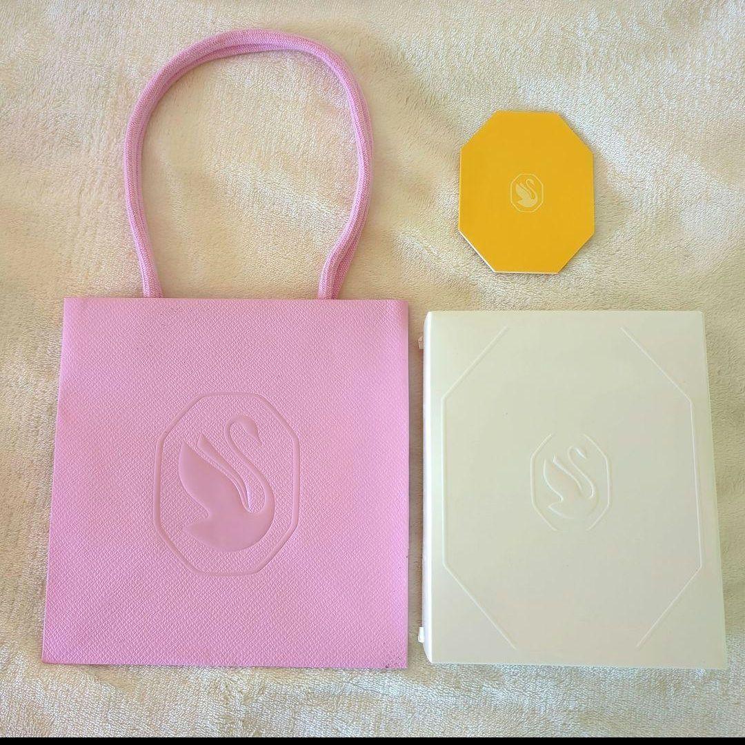 北斎の鷹クン　スワロフスキー 白鳥 ネックレス