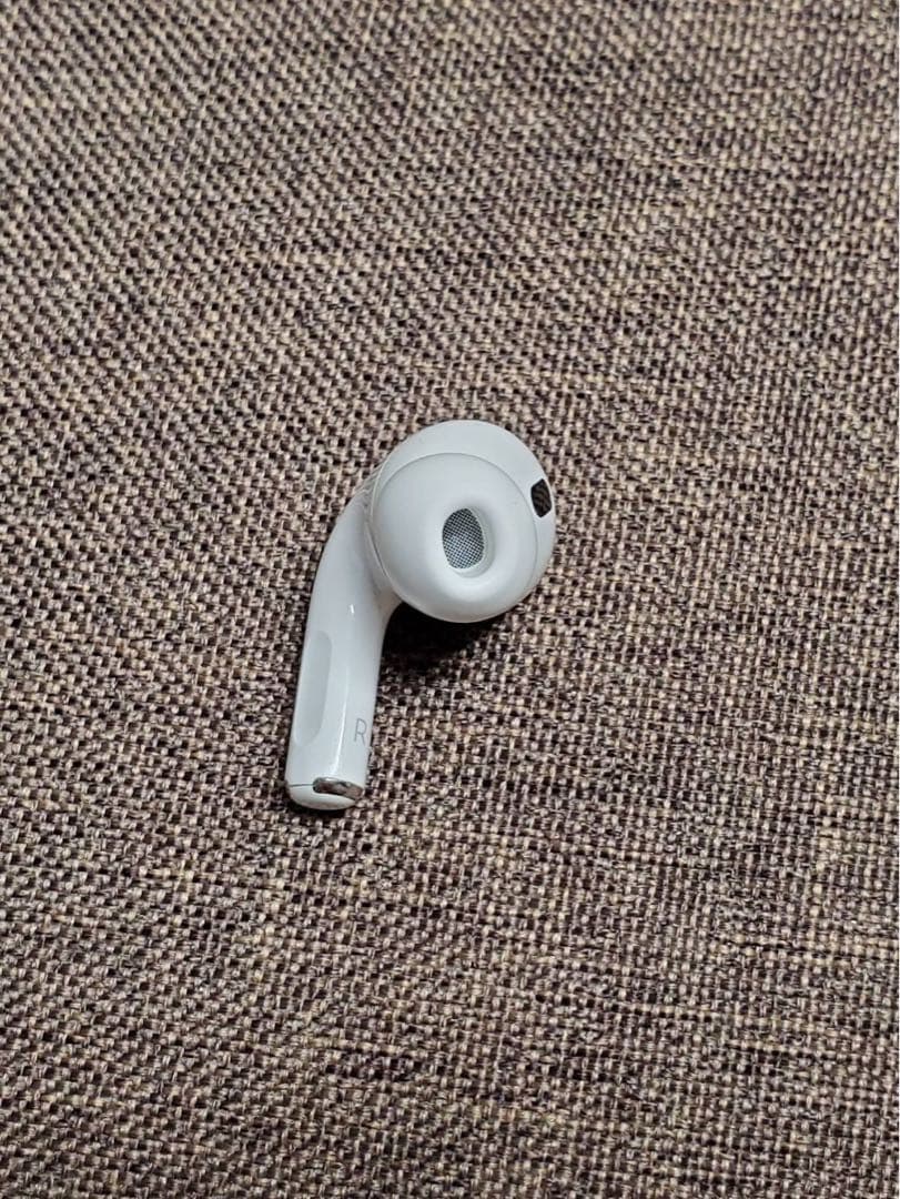 右耳 Apple AirPods Pro 第2世代 正規品 片耳034