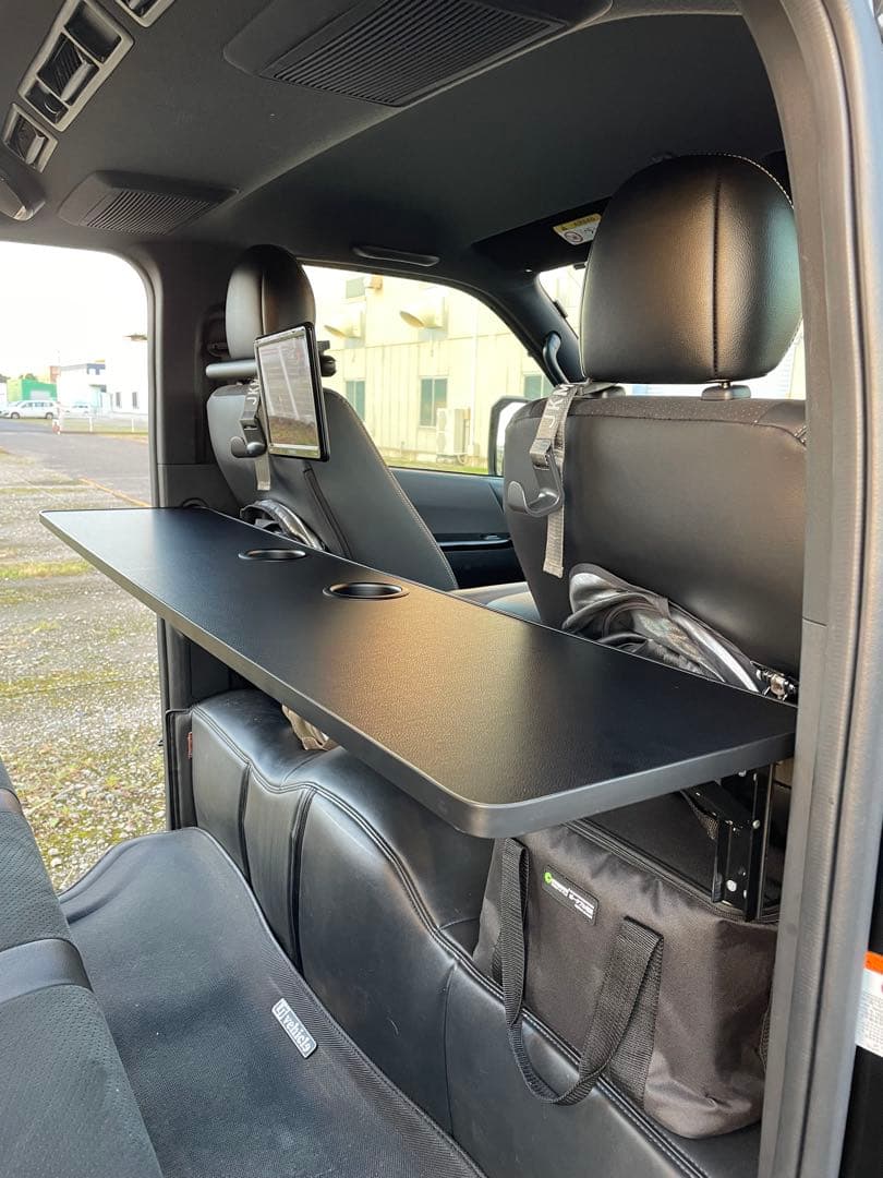 えむひめさん予約　ハイエース　折り畳み　セカンドテーブル　金具のみ