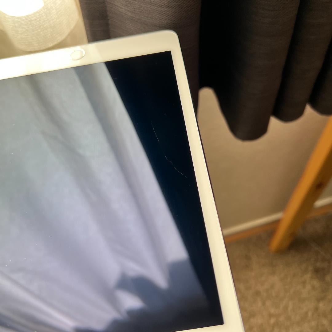 iPad mini 4 32GB A1550 docomo シルバー