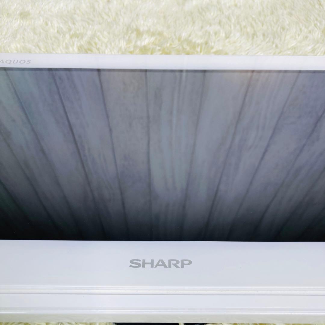 【極美品】SHARP シャープ ポータブルテレビ AQUOS 2T-C12AF