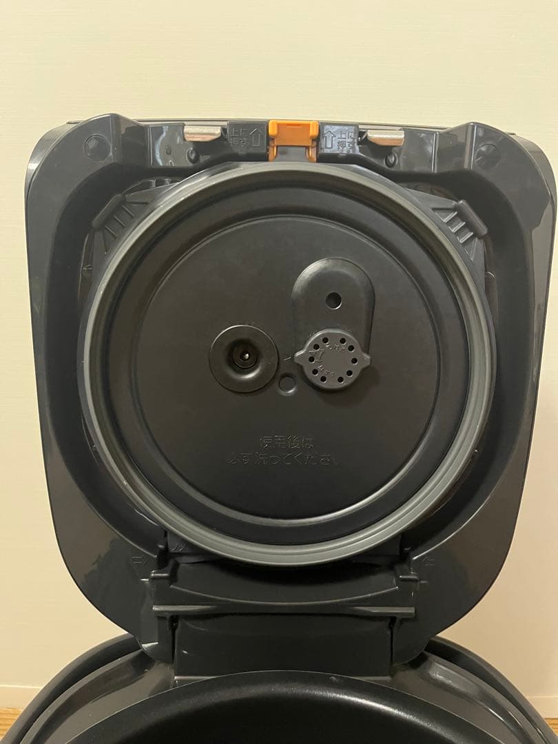 象印 圧力IH炊飯ジャー　NP-BL18 2022年製