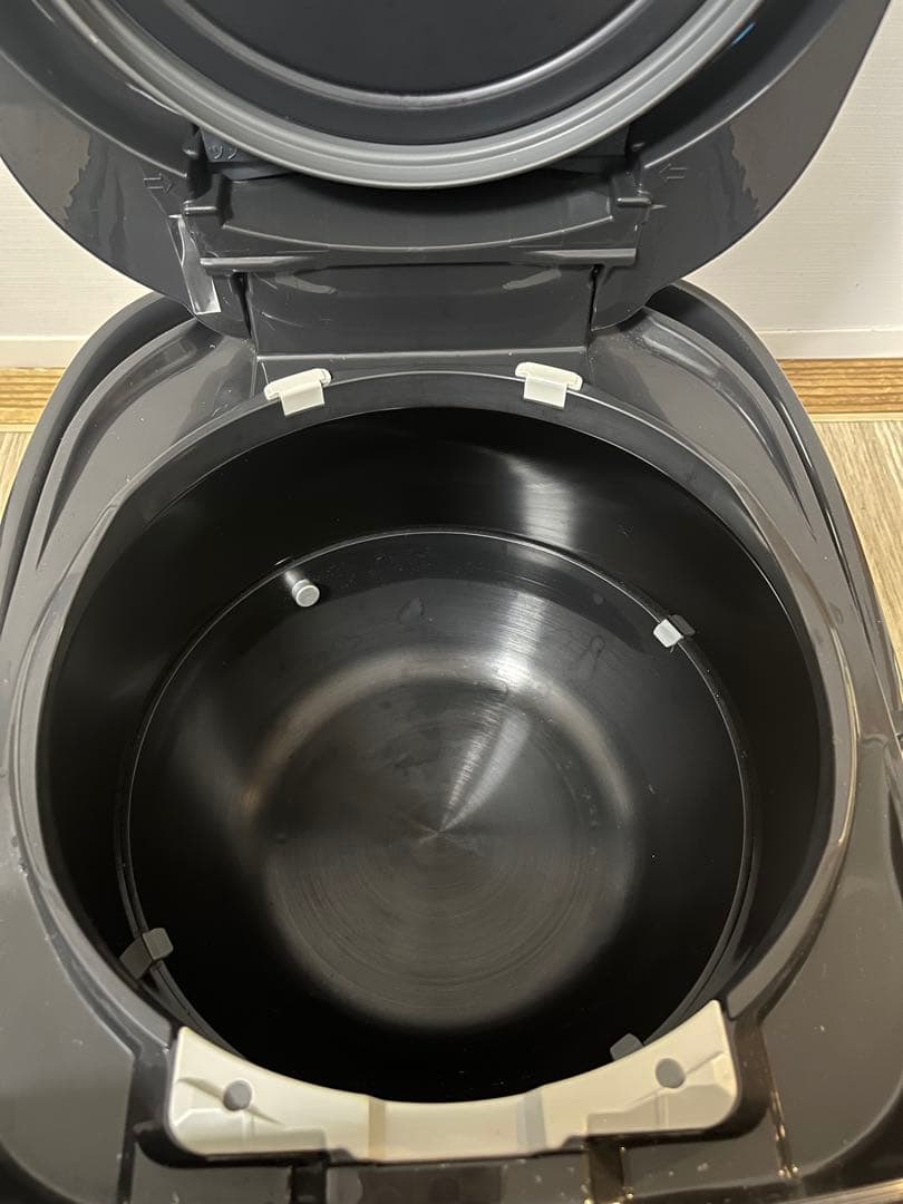 象印 圧力IH炊飯ジャー　NP-BL18 2022年製