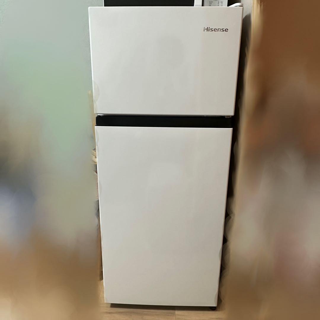 ほぼ新品　2024年製　ハイセンス　冷蔵庫　HR-B12HW　Hisense