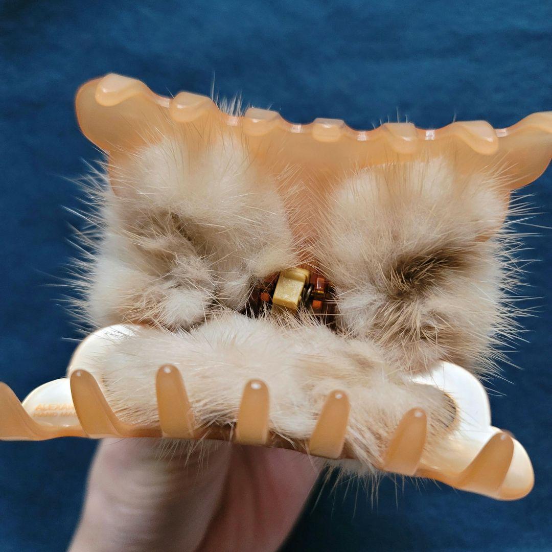 アレクサンドルドゥパリ ミンクファー スワロ付き ヘアクリップ
