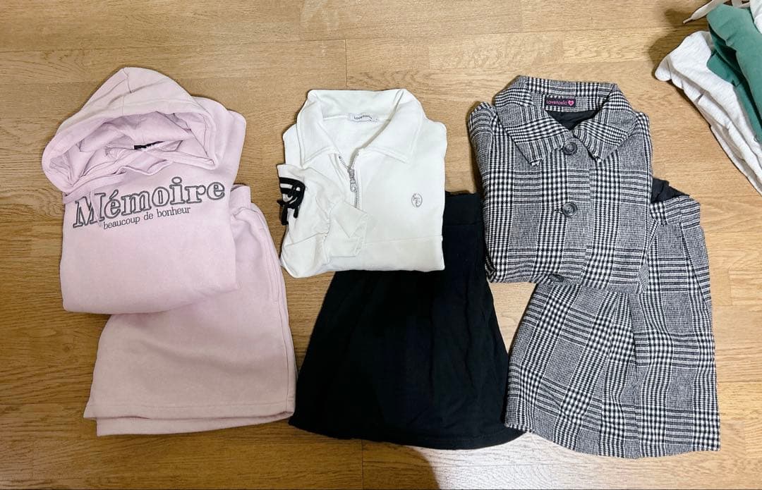 ！再値下げしました！　ラブトキシック　まとめ売り　150 160