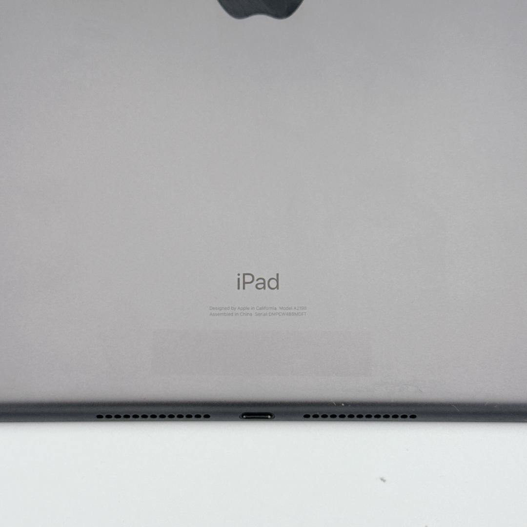 【良品】iPad (第7世代) 32GB MW6A2J/A スペースグレイ