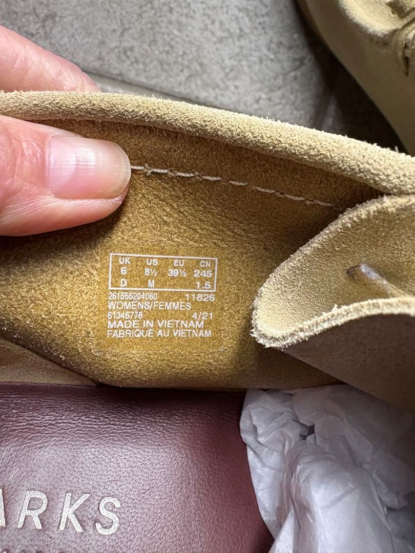 クラークスワラビーベージュuk6