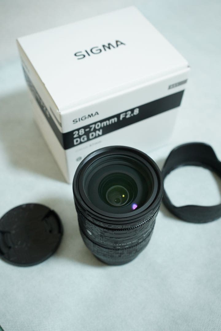 SIGMA 28-70mm F2.8 DG DN ズームレンズ