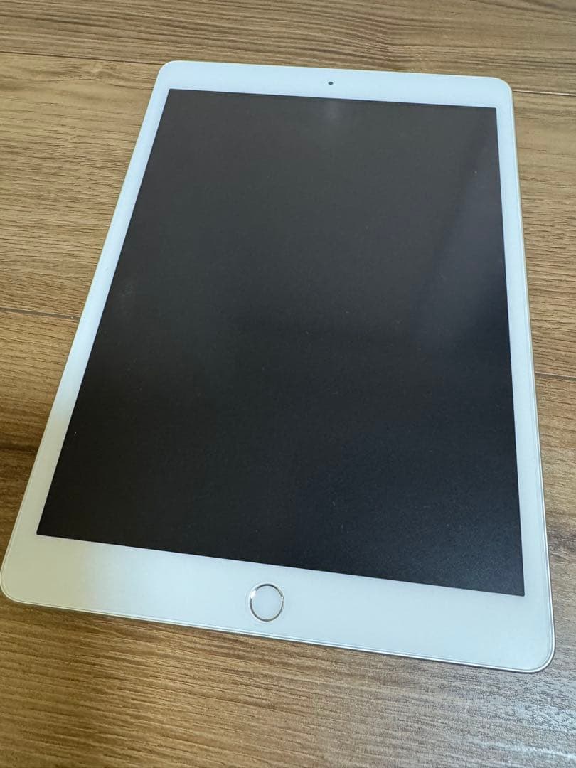 【超美品】Apple iPad 第8世代 32GB
