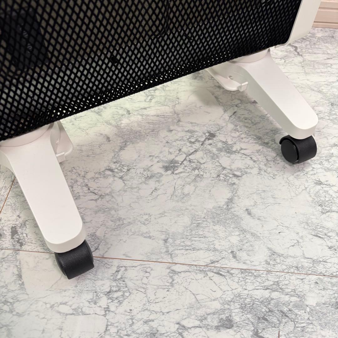 ①2025年製　ほぼ未使用品　siroca シロカ SN-M451 遠赤軽量