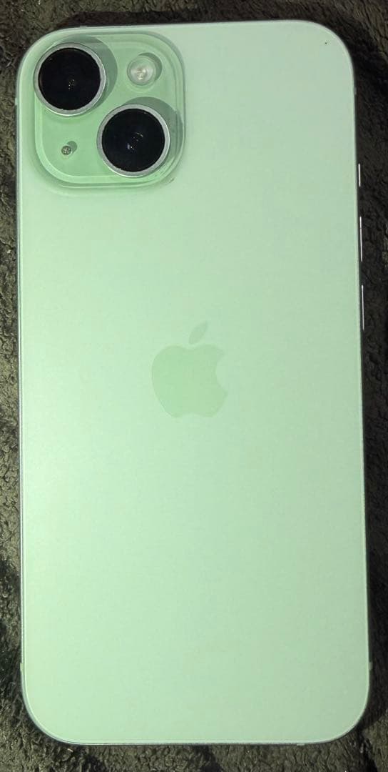 iPhone15 128gb グリーン　SIMフリー　バッテリー最大容量84%