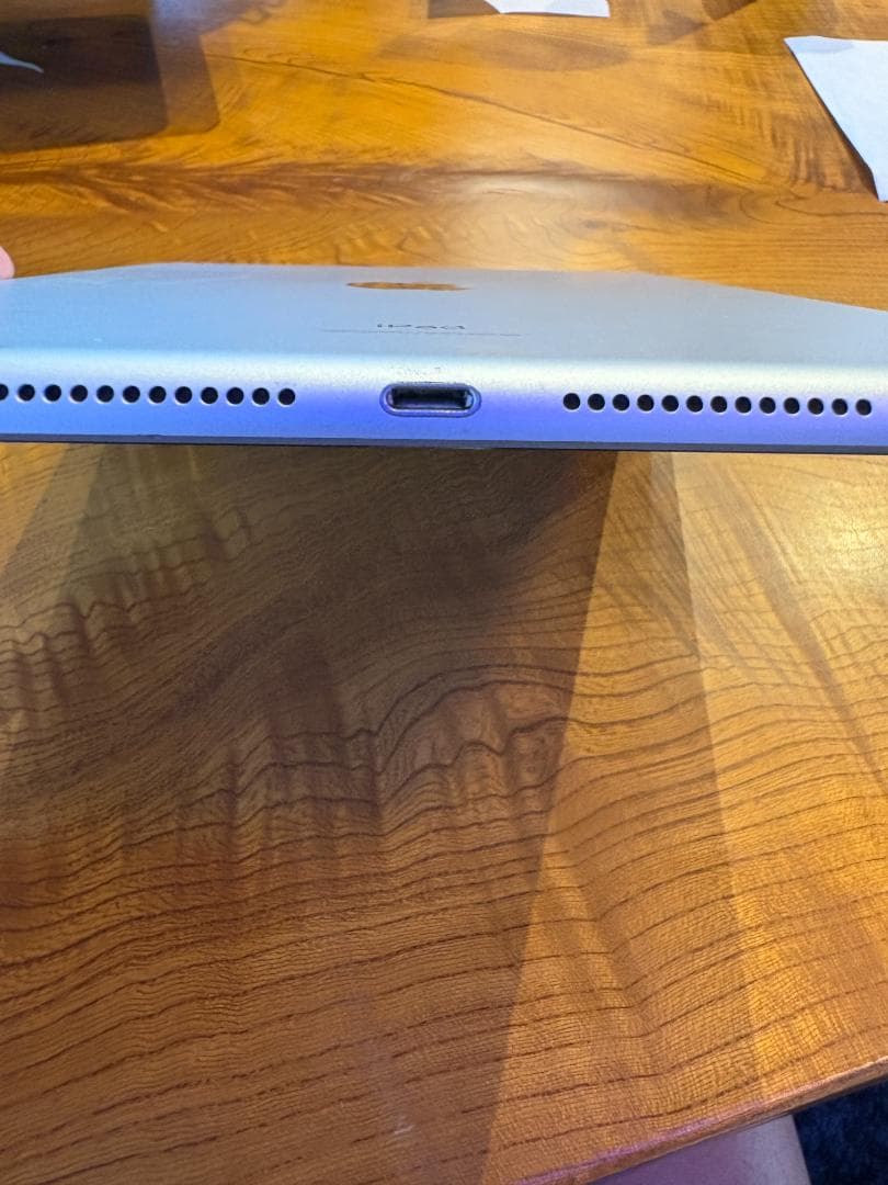 Apple iPad (第9世代) 64GBシルバー本体