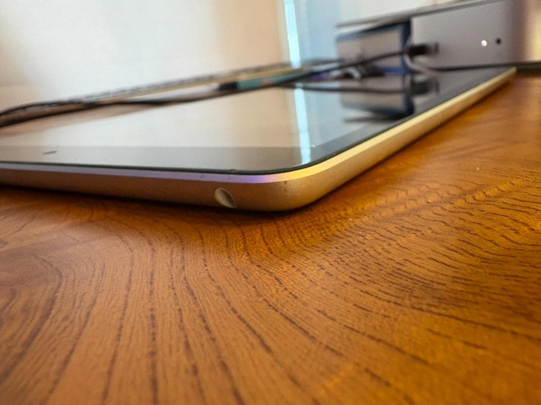 Apple iPad (第9世代) 64GBシルバー本体