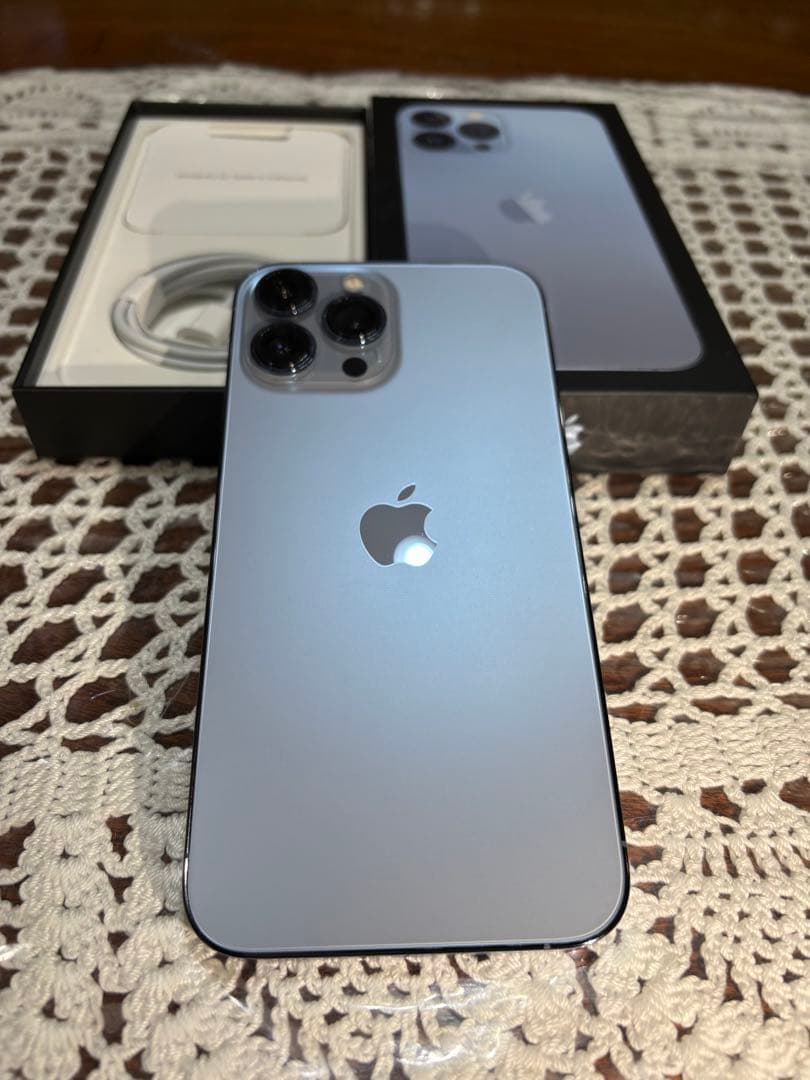 Apple iPhone 13 Pro Max 本体 SIMフリー