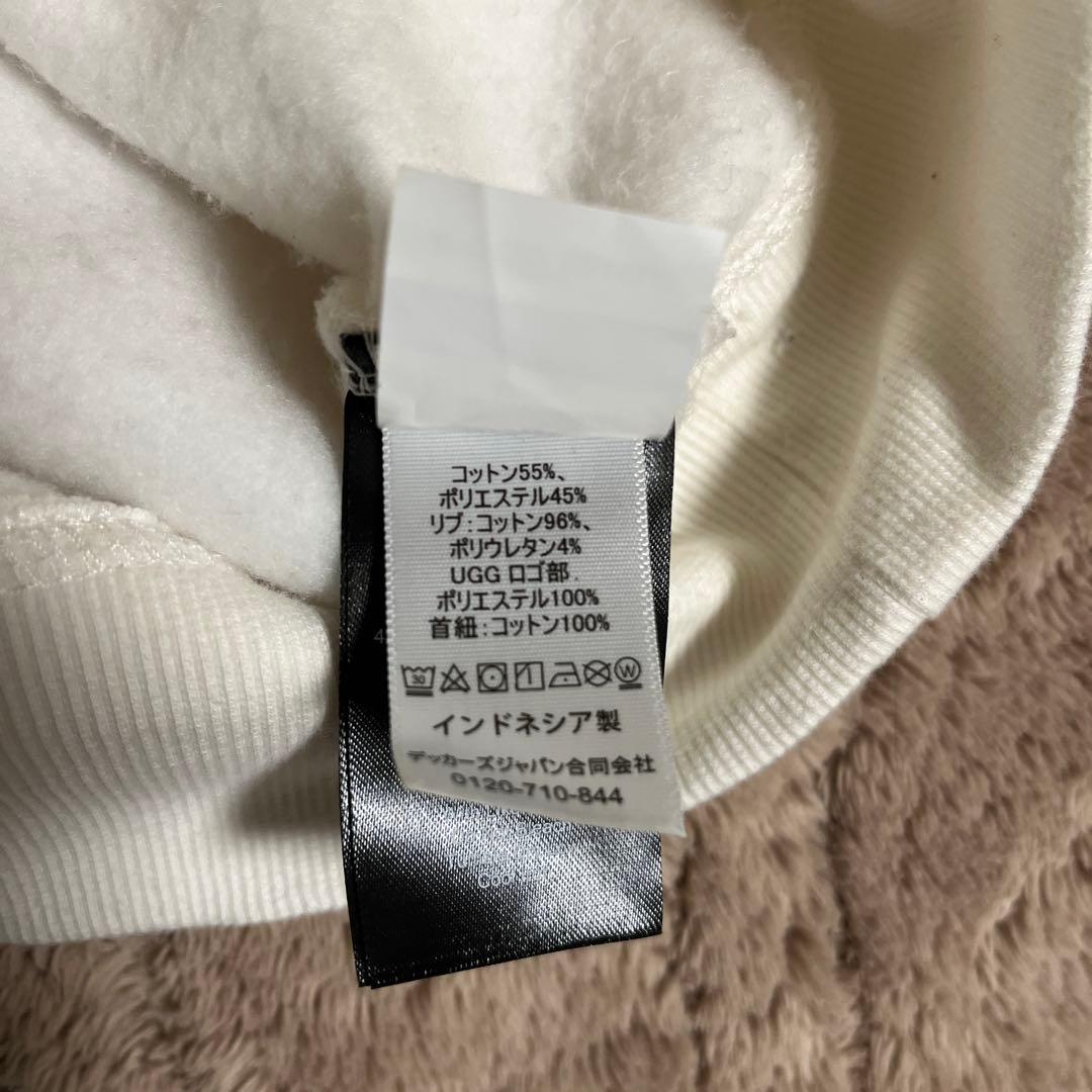 UGG パーカー　ホワイト　Sサイズ