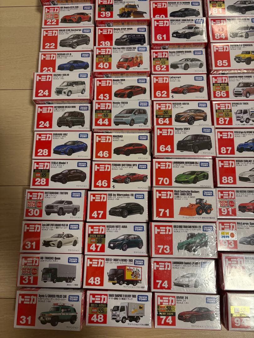 トミカ ミニカー まとめ売り105台　シュリンク付き新品未開封
