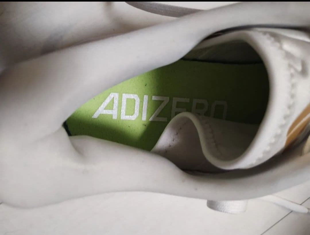 K*T様 ☆アディゼロ　アフターバーナー９　ホワイト×ゴールドメタリック 　新品