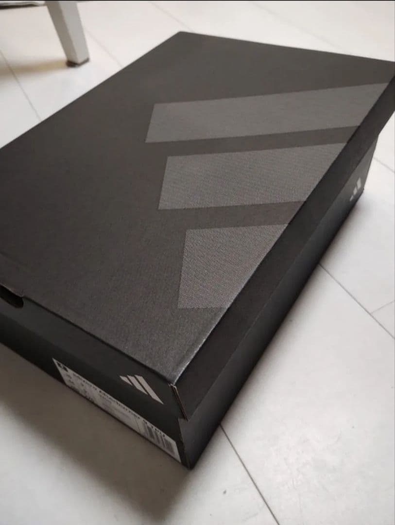 K*T様 ☆アディゼロ　アフターバーナー９　ホワイト×ゴールドメタリック 　新品