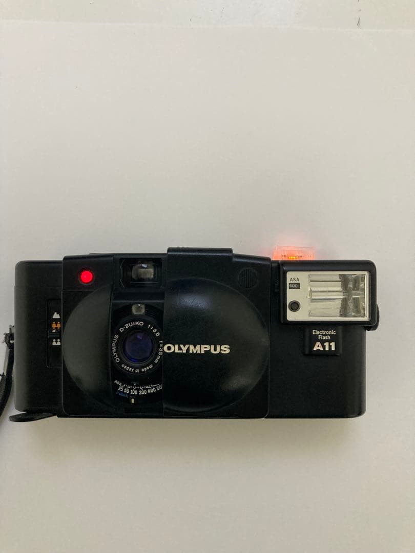 オリンパス Olympus XA2＋ A11 フラッシュ付 コンパクトカメラ美品
