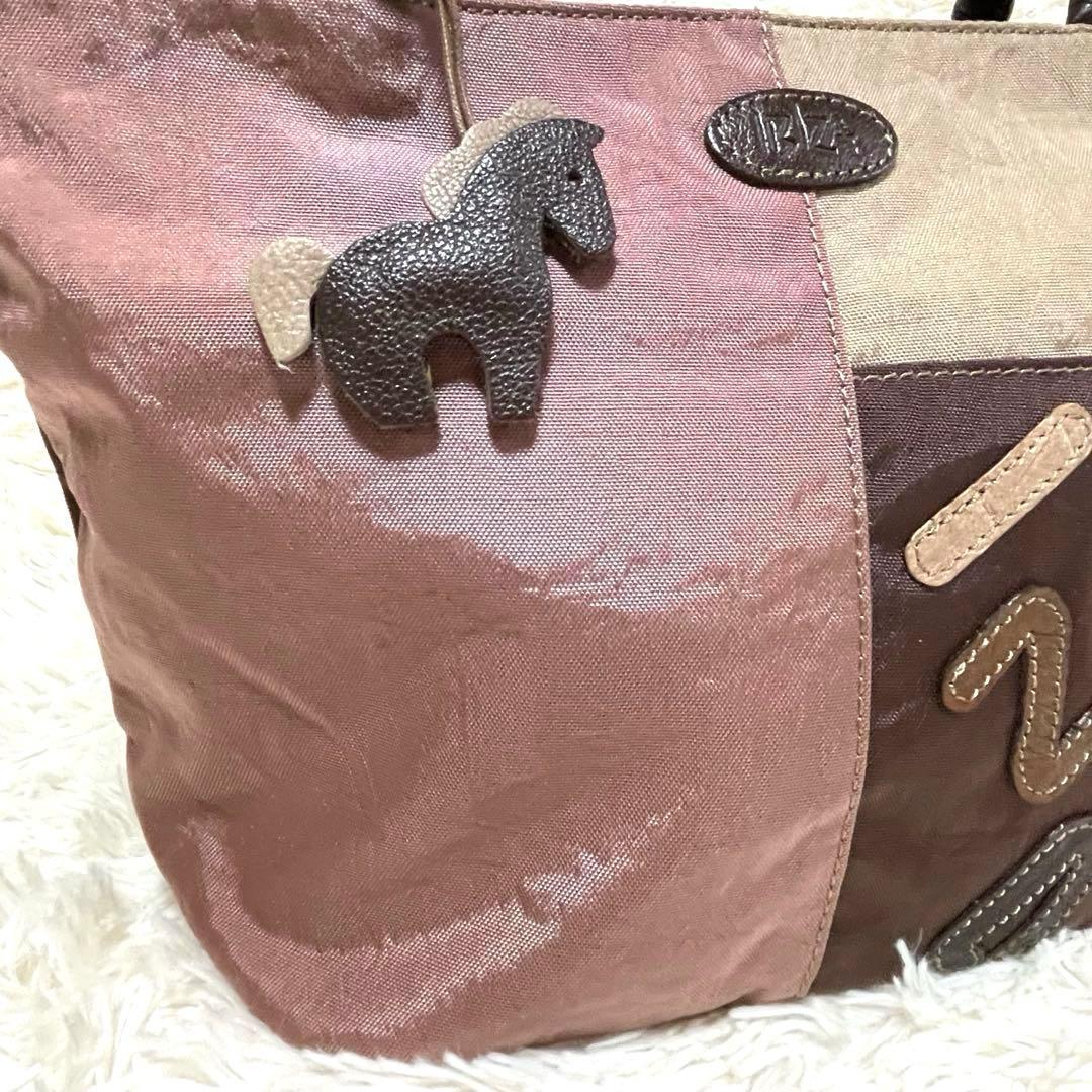 未使用級✨IBIZA イビサ ハンド　トートバッグ ナイロン ピンク チャーム付