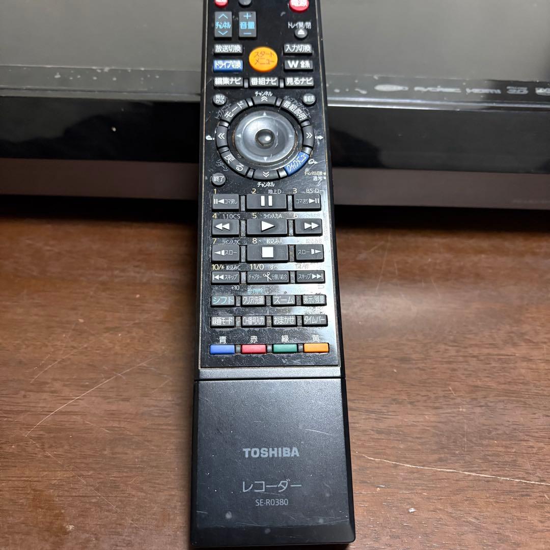 TOSHIBA BDレコーダー リモコン付き　RD-BZ810