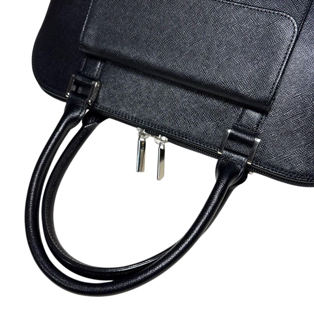 【極美品】希少　BURBERRY サフィアーノ　レザー　ハンドバッグ　ブラック