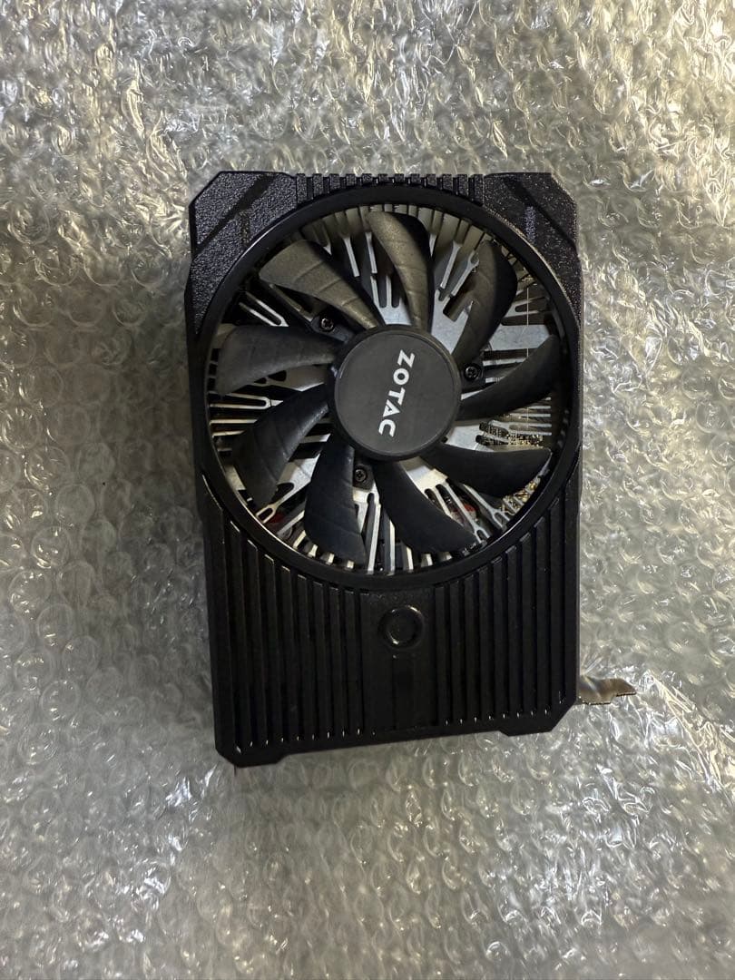 グラフィックボード・グラボ・ビデオカード Gtx zotac 1050ti 4gb