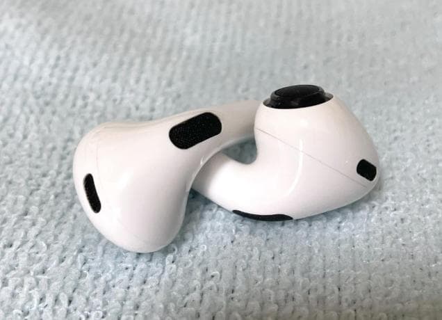 AirPodsPro2 usb-C Apple純正 極美品 オマケ→ 保護ケース