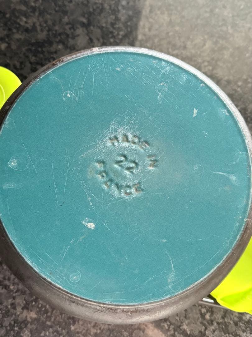 【美品】ストウブ ピコ・ココット ラウンド 22cm ブラック（黒）