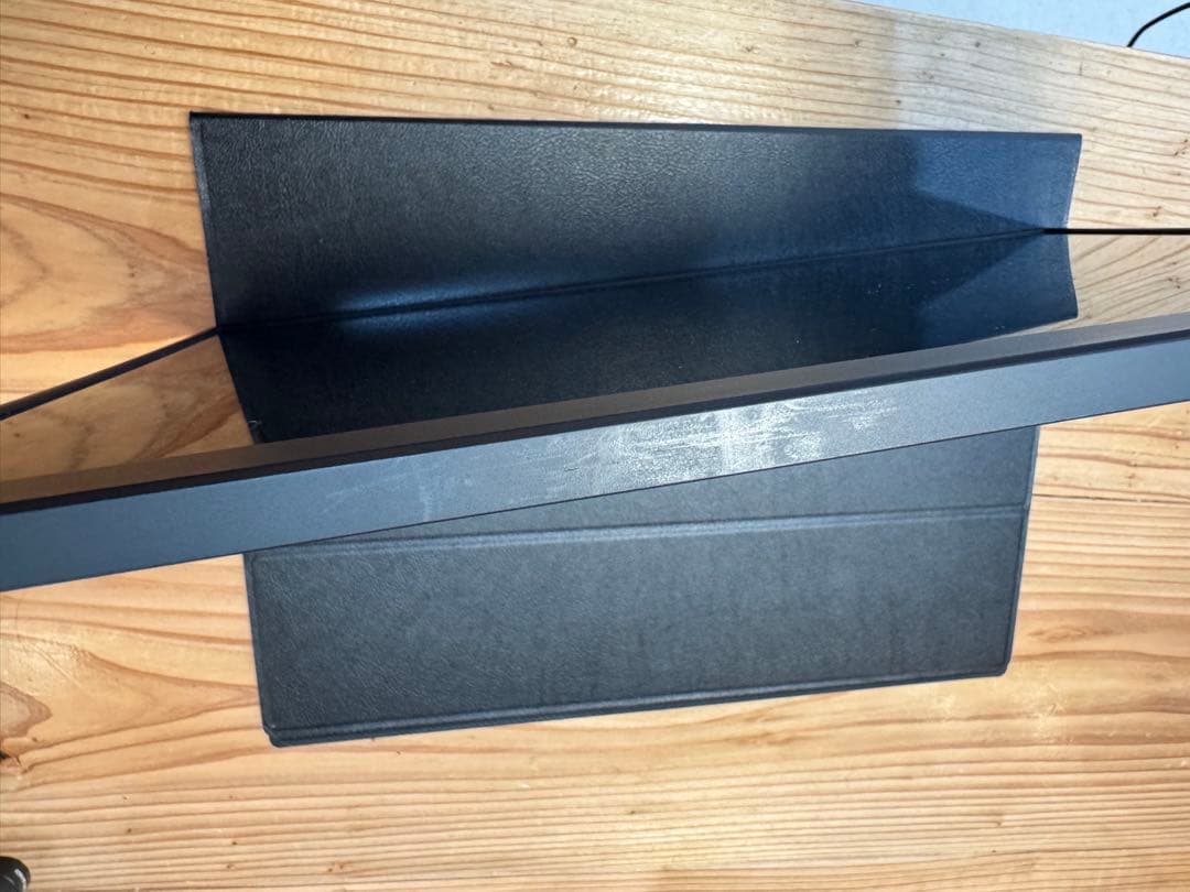 【中古美品】16インチモバイルモニター2.5K解像度（2520x1680）