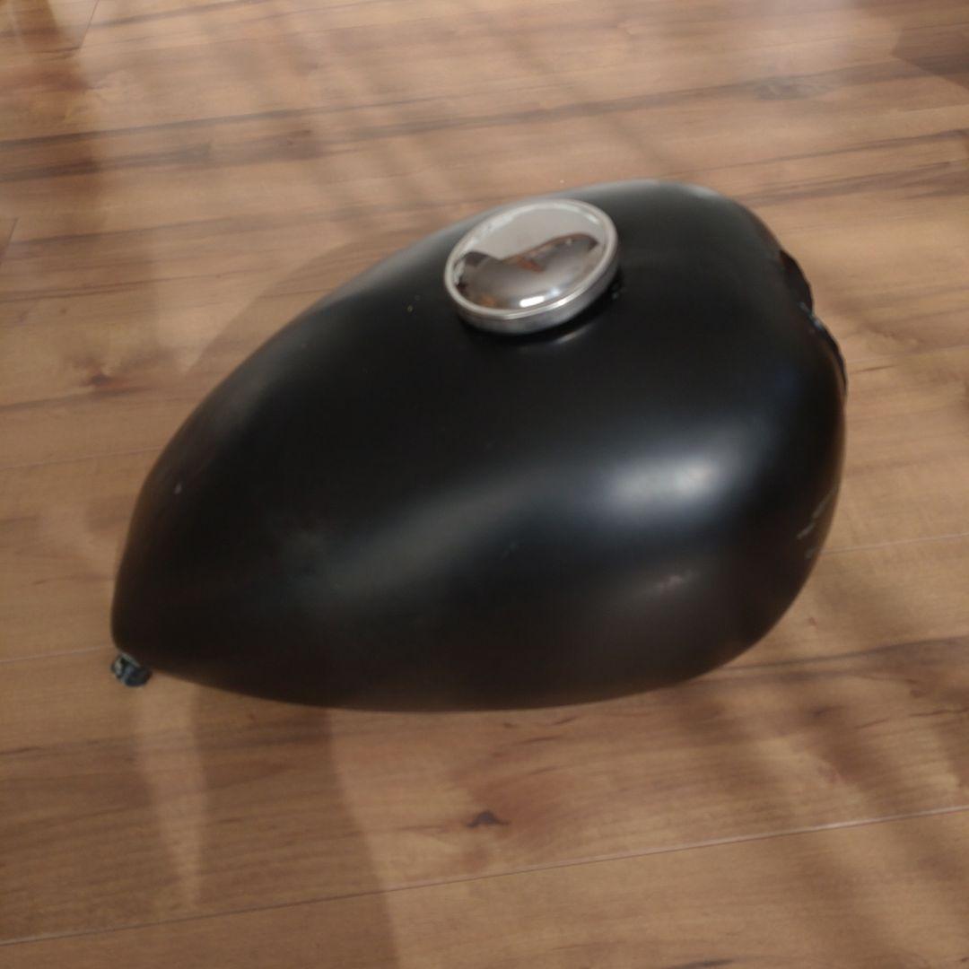 バイク用 ブラック燃料タンク