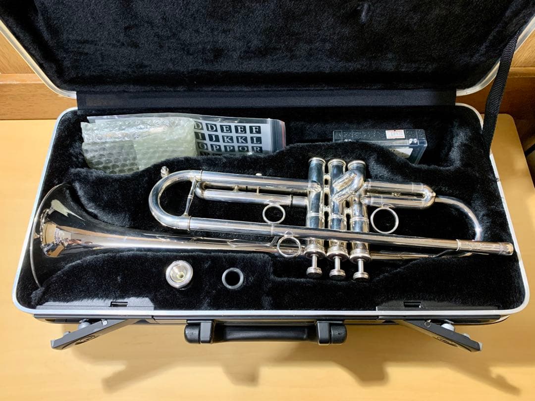 Carol Brass ZORRO トランペット シルバー Lボア