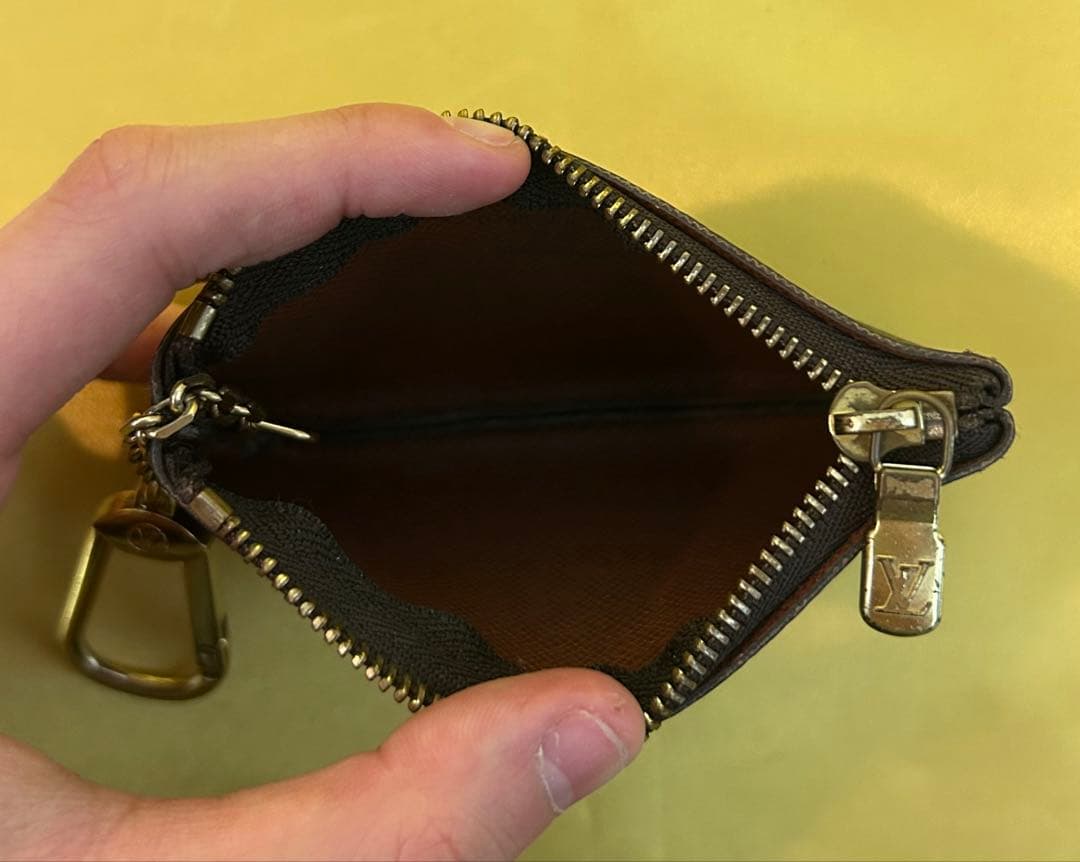 LOUIS VUITTON ケース ポシェットクレ M62650