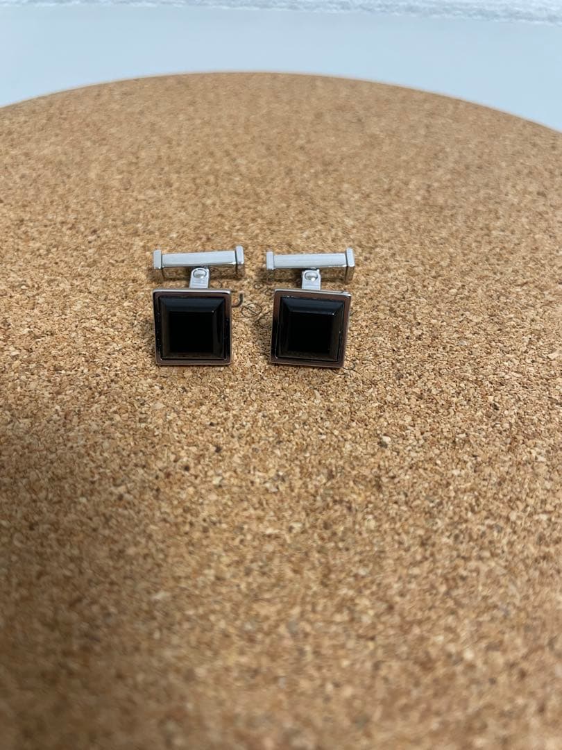 ブルガリ、カルティエ、オメガ、カフスまとめ売り