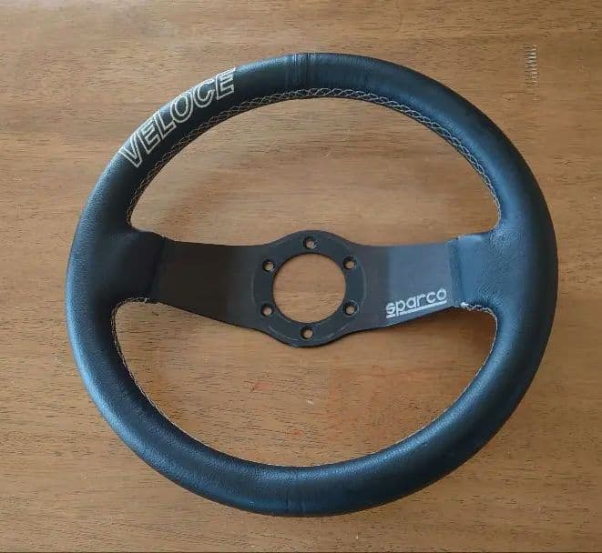 sparco veloce l275　33パイ　ステアリング