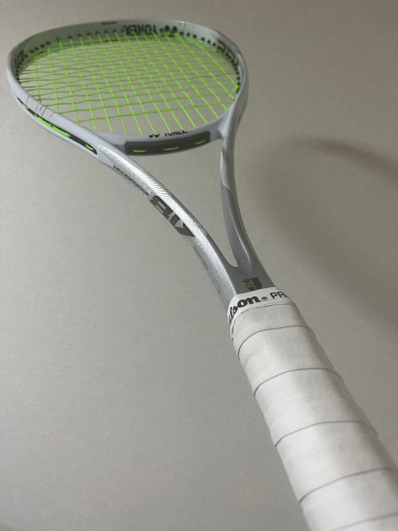 ヨネックス　ナノフォース8v UL1