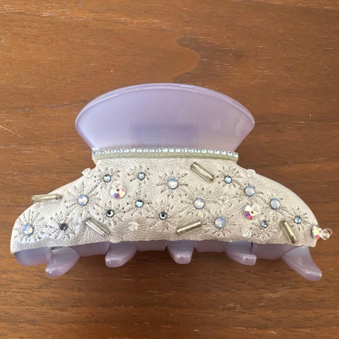 《未使用》acca アッカ 雪の結晶のヘアクリップビジュー付き