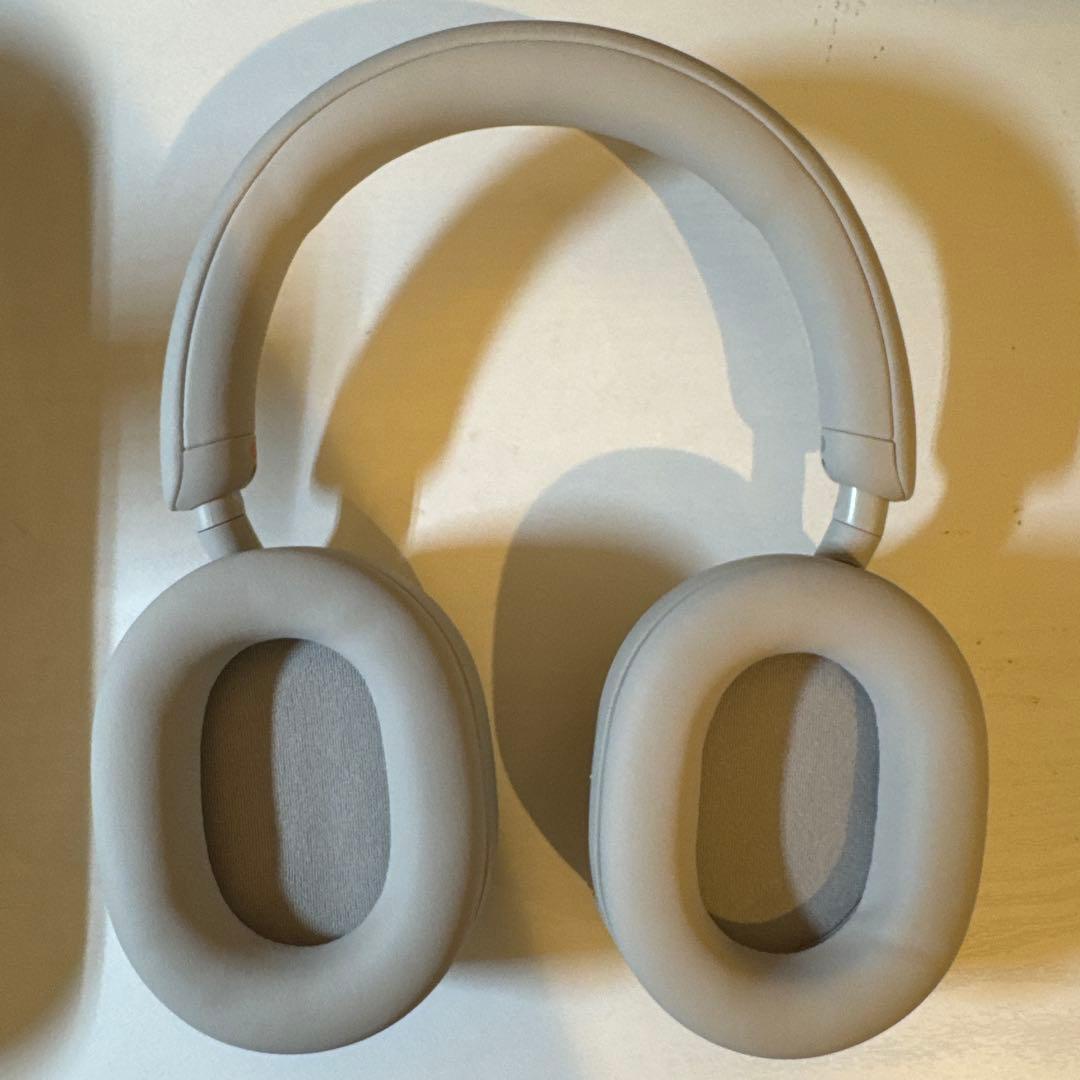 SONY WH-1000XM5 プラチナシルバー
