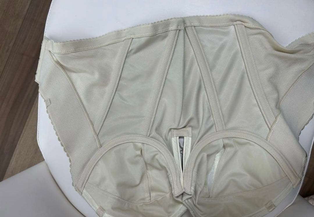 ブライダルインナーF70 【結婚式】【ビスチェ】インナー　インターコンチネンタル