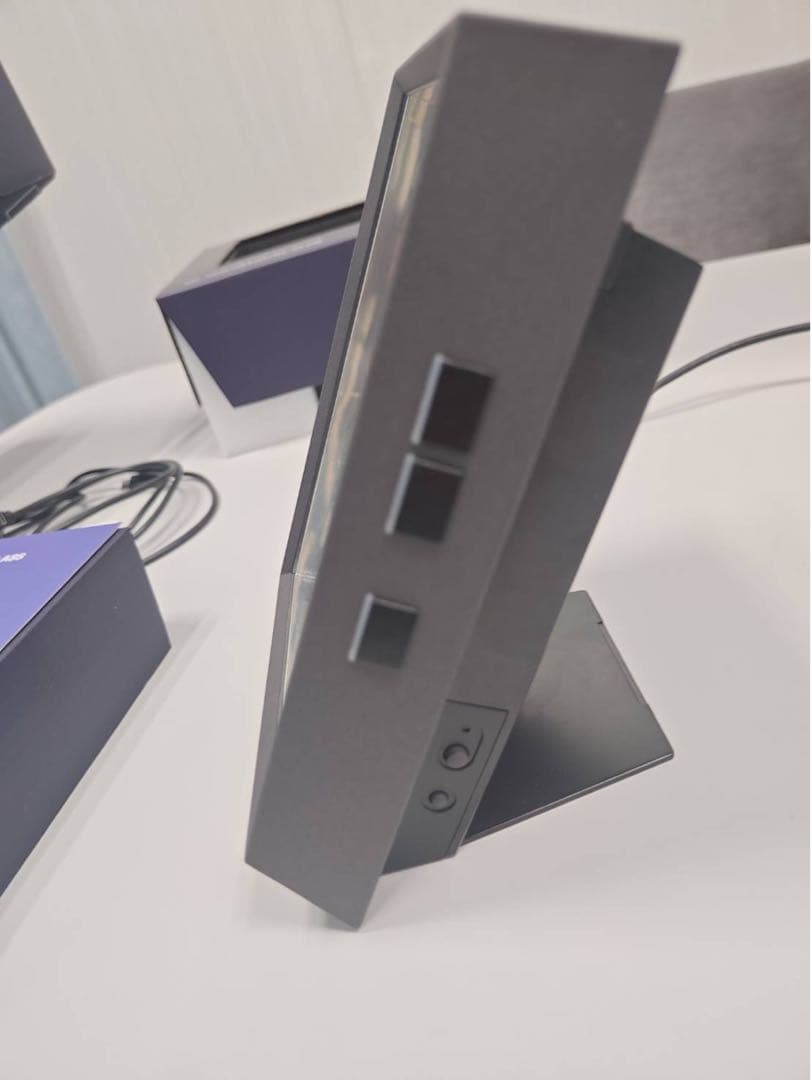 ディスプレイ・モニター本体 Looking glass portrait 3D