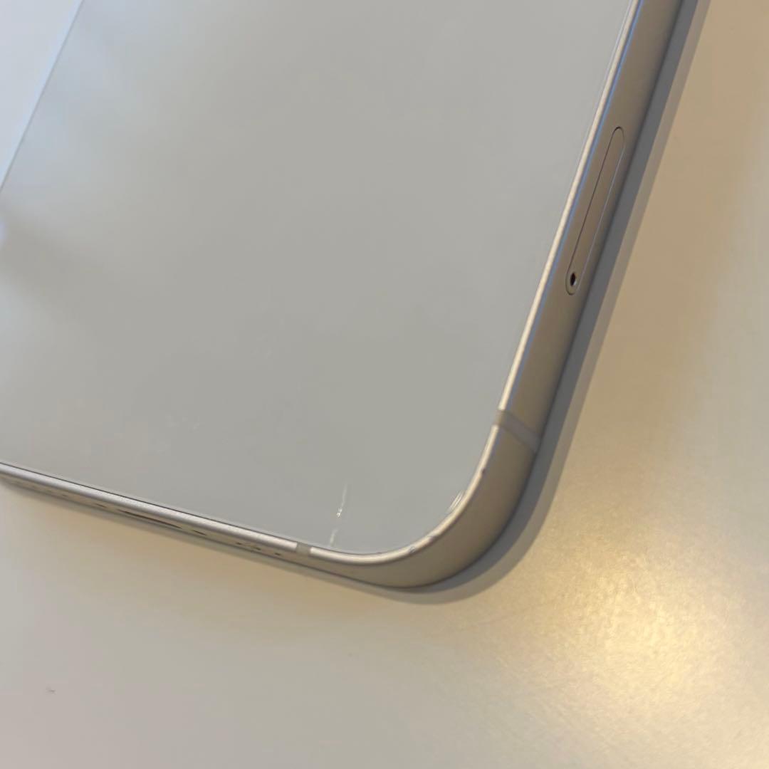 Apple iPhone 14スターライト本体