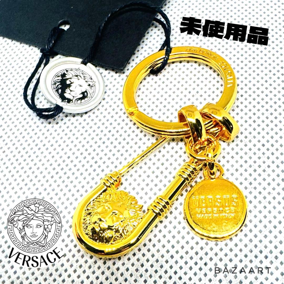 VERSACE ヴェルサーチ ライオン キーリング キーホルダー ゴールド 美品