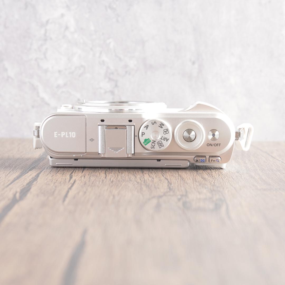 ✨ショット数1232回で超美品✨OLYMPUS PEN E-PL10　773-1