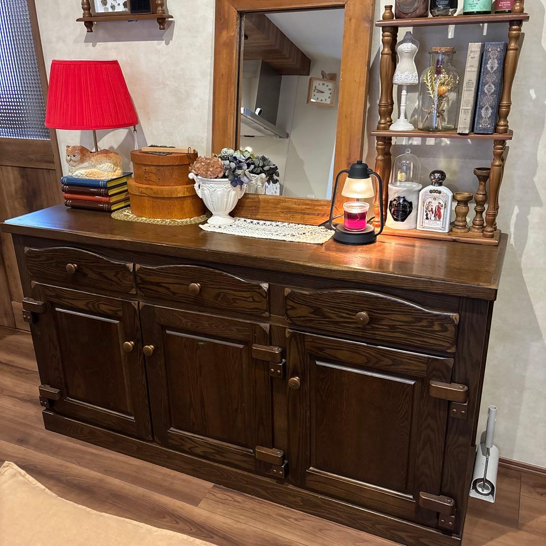 絶対お得！週末価格！　ヴィンテージな木製キャビネット