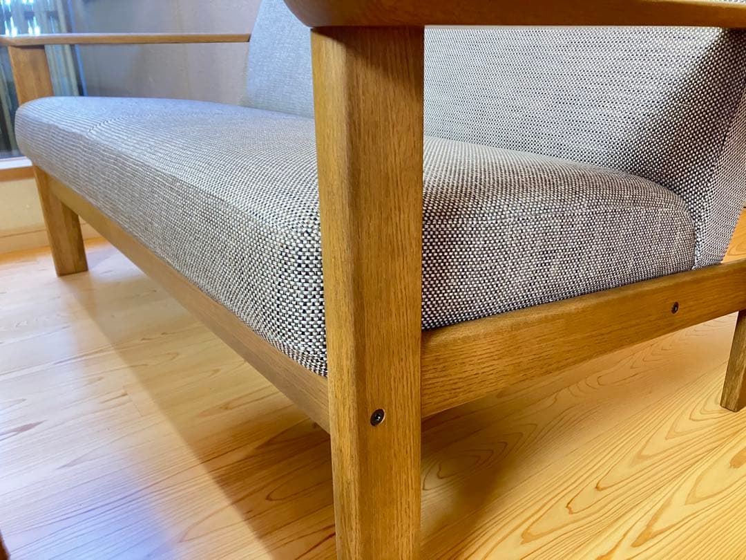 カリモク　ソファ　チターノ　2シーター　無印　北欧　木製　ウニコ　参考価格14万